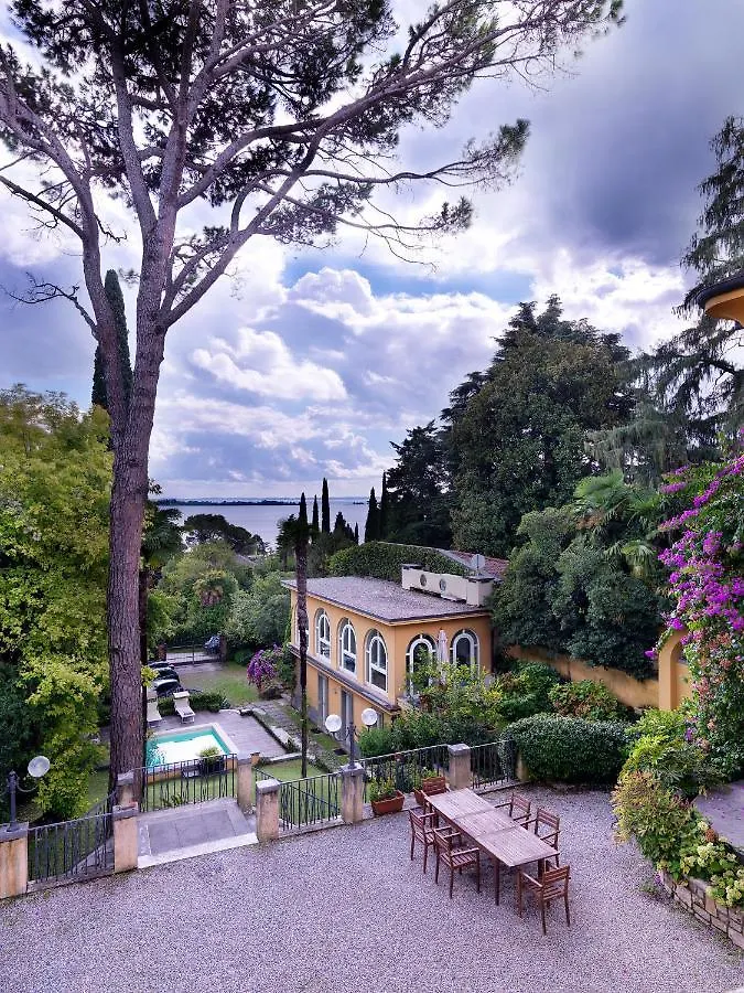 Villa Anita In Luxury Resort Gardone Riviera